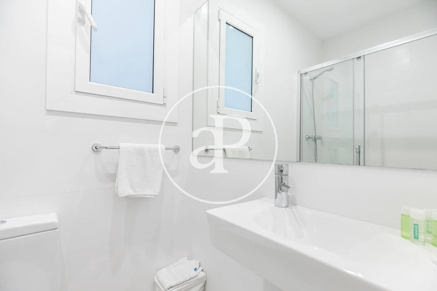 Apartamento de 2 habitaciones en Barcelona ciudad en alquiler - 2.850 € (Ref: 9994219)