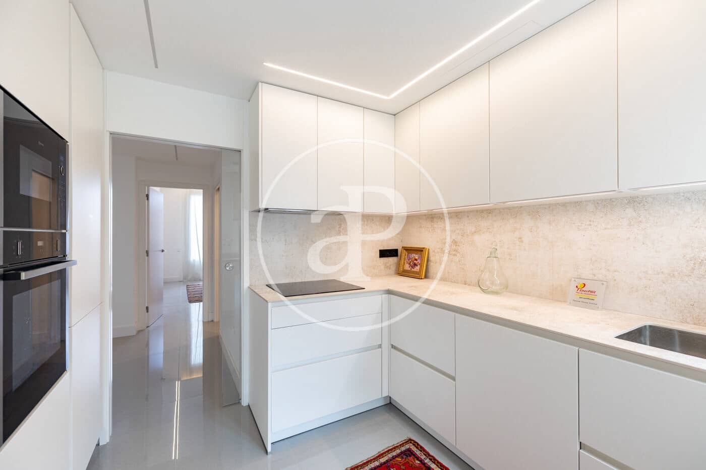Apartamento de 2 habitaciones en Barcelona ciudad en alquiler - 3.600 € (Ref: 9994220)