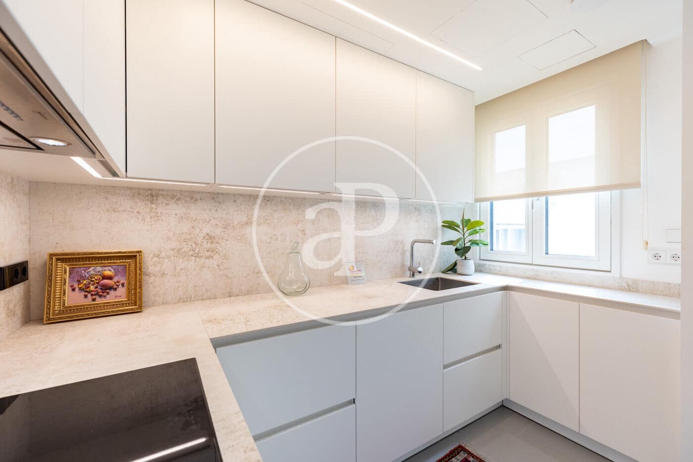 Apartamento de 2 habitaciones en Barcelona ciudad en alquiler - 3.600 € (Ref: 9994220)