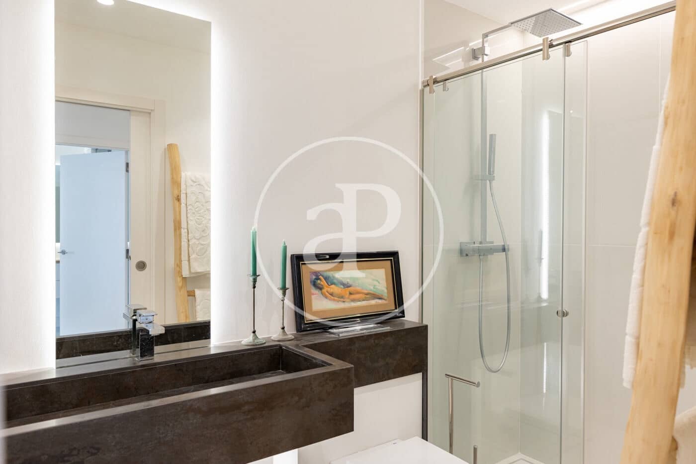 Apartamento de 2 habitaciones en Barcelona ciudad en alquiler - 3.600 € (Ref: 9994220)