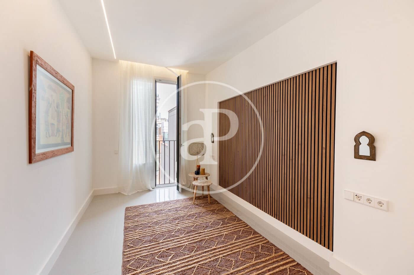 Apartamento de 2 habitaciones en Barcelona ciudad en alquiler - 3.600 € (Ref: 9994220)