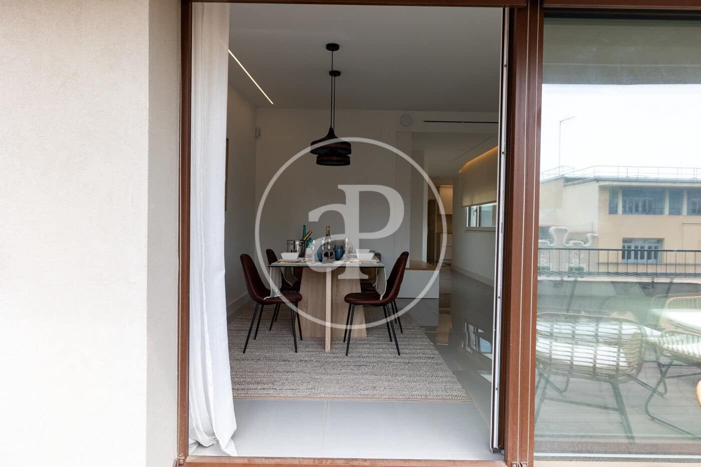 Apartamento de 2 habitaciones en Barcelona ciudad en alquiler - 3.600 € (Ref: 9994220)