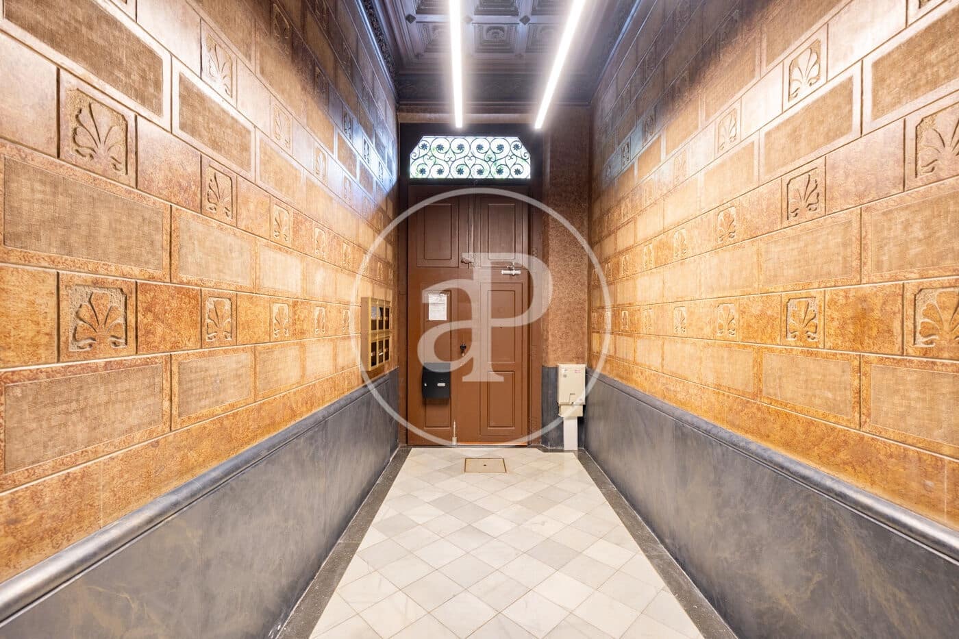 Apartamento de 2 habitaciones en Barcelona ciudad en alquiler - 3.600 € (Ref: 9994220)