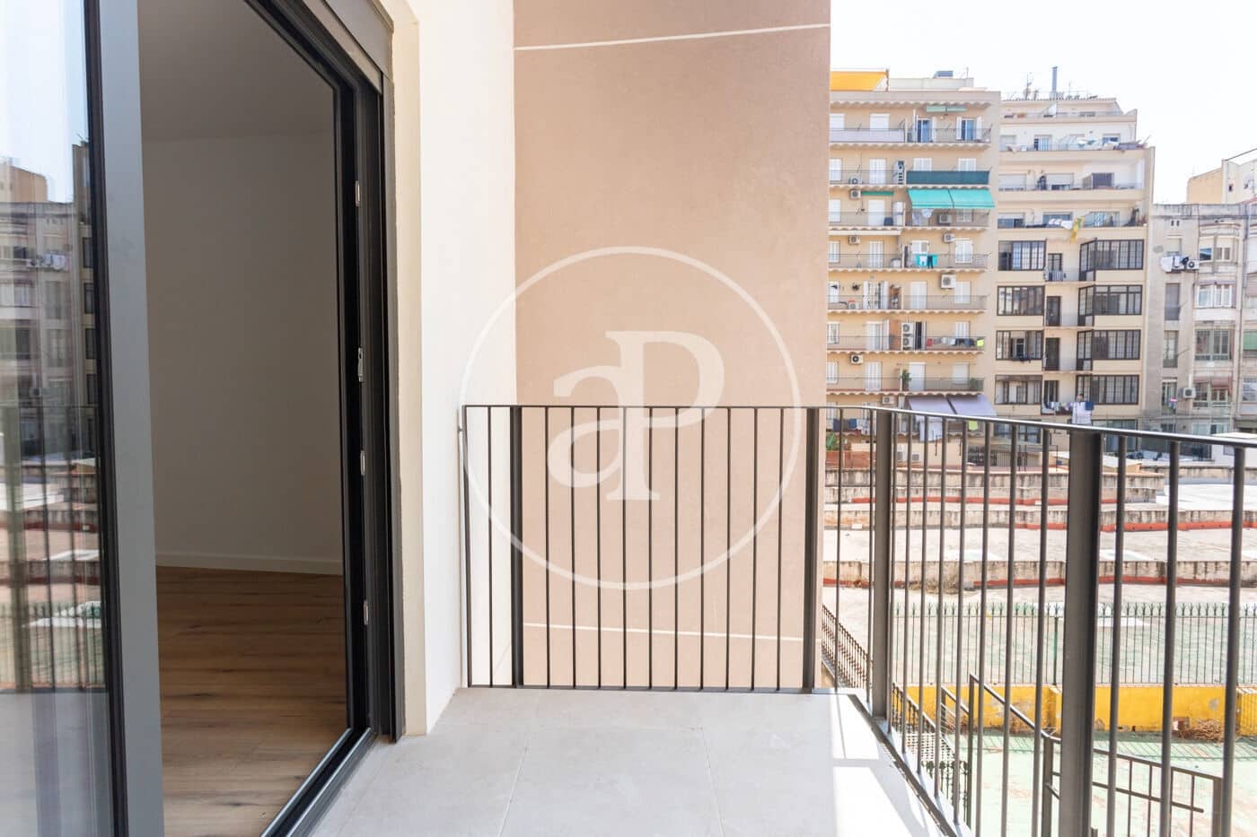Apartamento en Barcelona ciudad en venta - 410.000 € (Ref: 9994225)