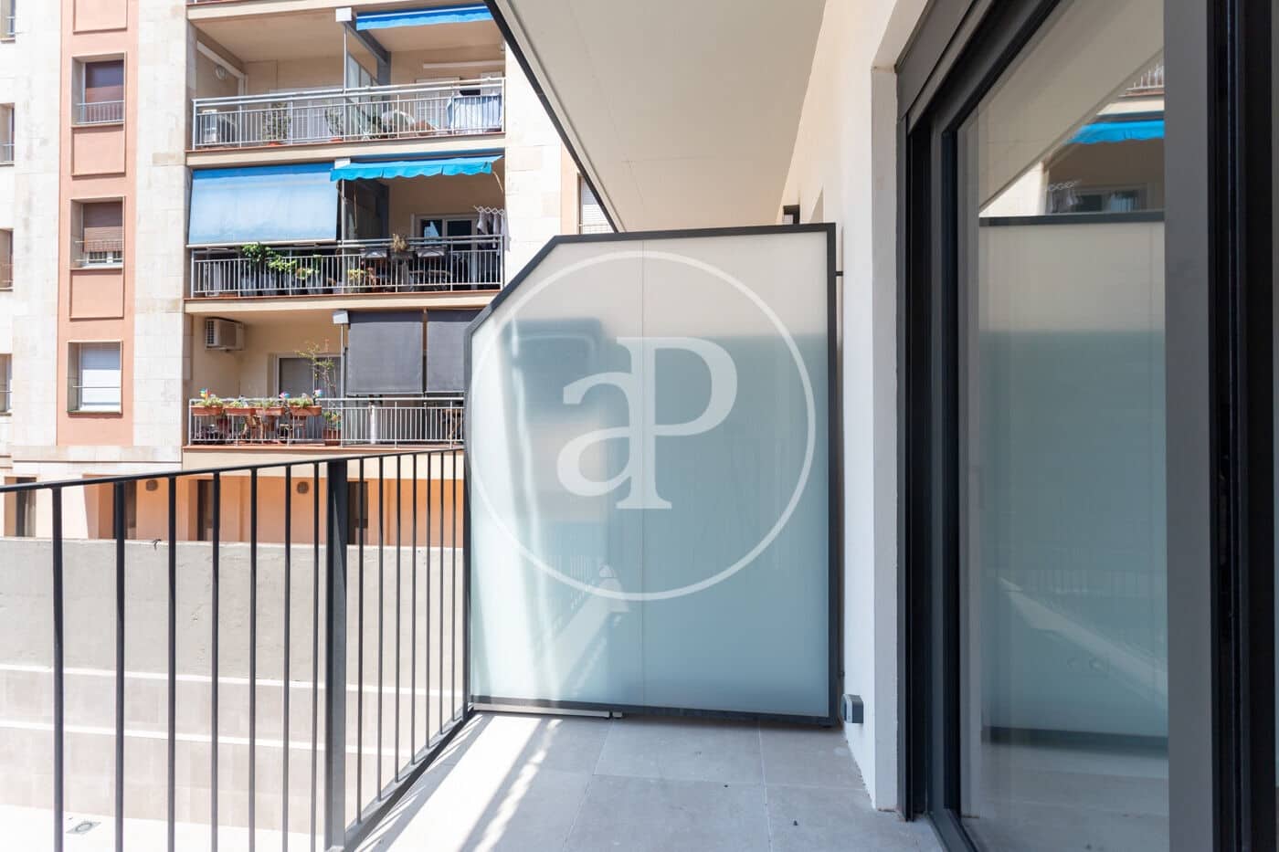 Apartamento en Barcelona ciudad en venta - 410.000 € (Ref: 9994225)