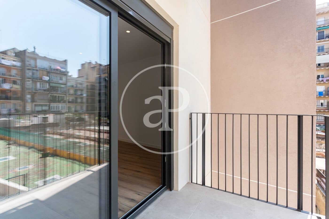 Apartamento en Barcelona ciudad en venta - 410.000 € (Ref: 9994225)