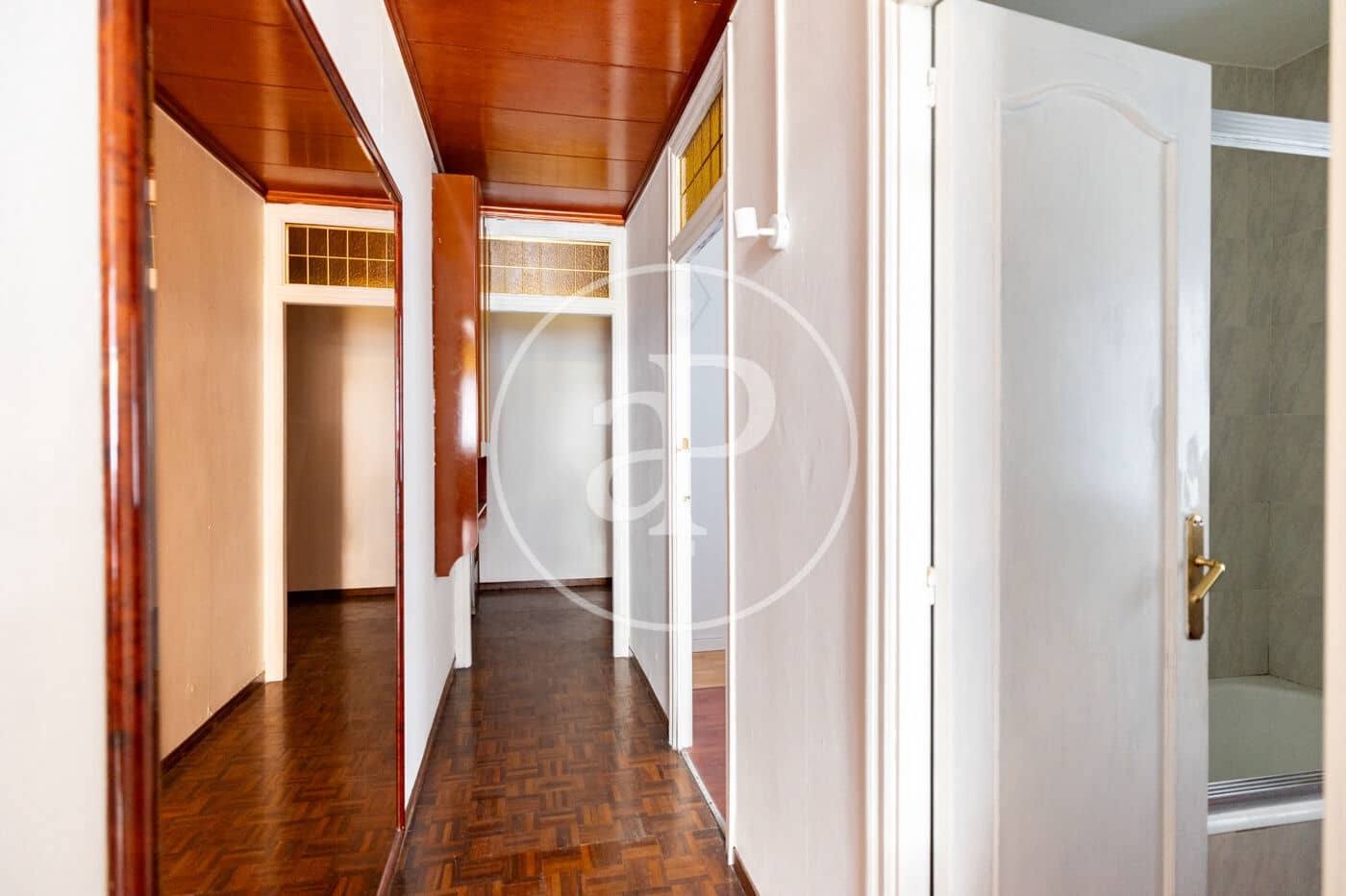 Apartamento de 4 habitaciones en Barcelona ciudad en venta - 375.000 € (Ref: 9997121)