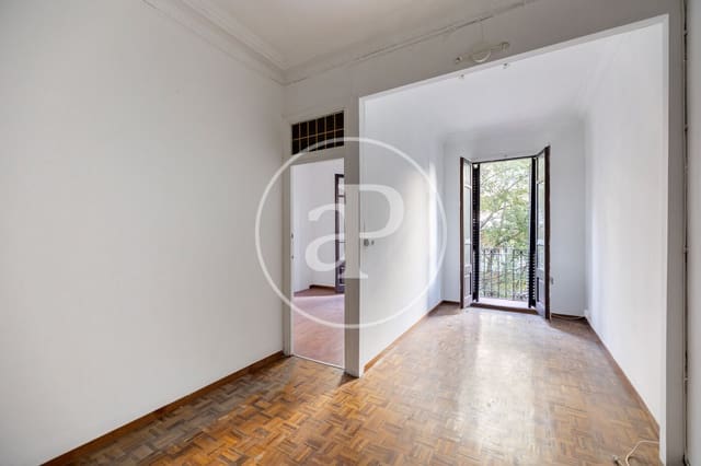 Apartamento de 4 habitaciones en L'Antiga Esquerra de L'Eixample, Barcelona ciudad en venta - 375.000 € (Ref: 9997121)