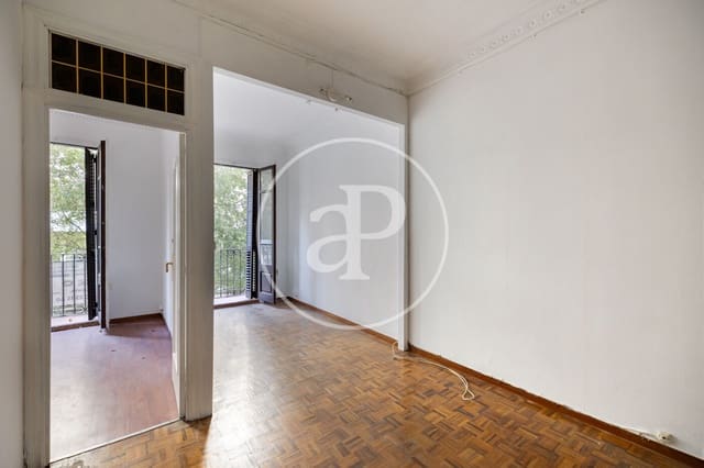 Apartamento de 4 habitaciones en L'Antiga Esquerra de L'Eixample, Barcelona ciudad en venta - 375.000 € (Ref: 9997121)