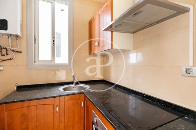 Apartamento de 4 habitaciones en L'Antiga Esquerra de L'Eixample, Barcelona ciudad en venta - 375.000 € (Ref: 9997121)