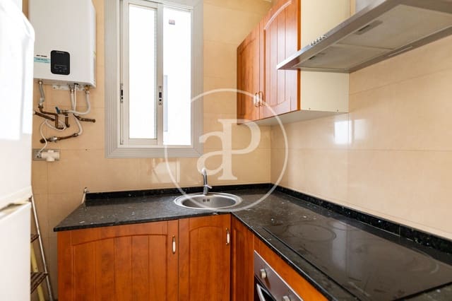 Apartamento de 4 habitaciones en L'Antiga Esquerra de L'Eixample, Barcelona ciudad en venta - 375.000 € (Ref: 9997121)