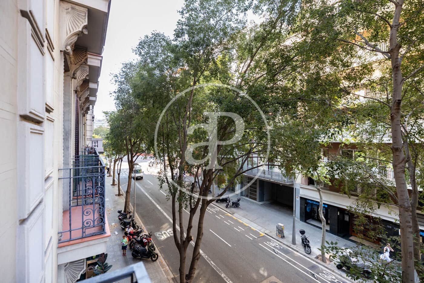 Apartamento de 4 habitaciones en Barcelona ciudad en venta - 375.000 € (Ref: 9997121)