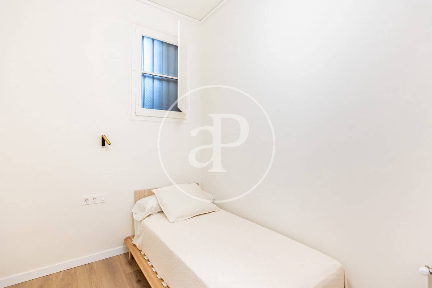 4 soveværelse Lejlighed til salg i Barcelona by - € 1.770.000 (Ref: 9998810)