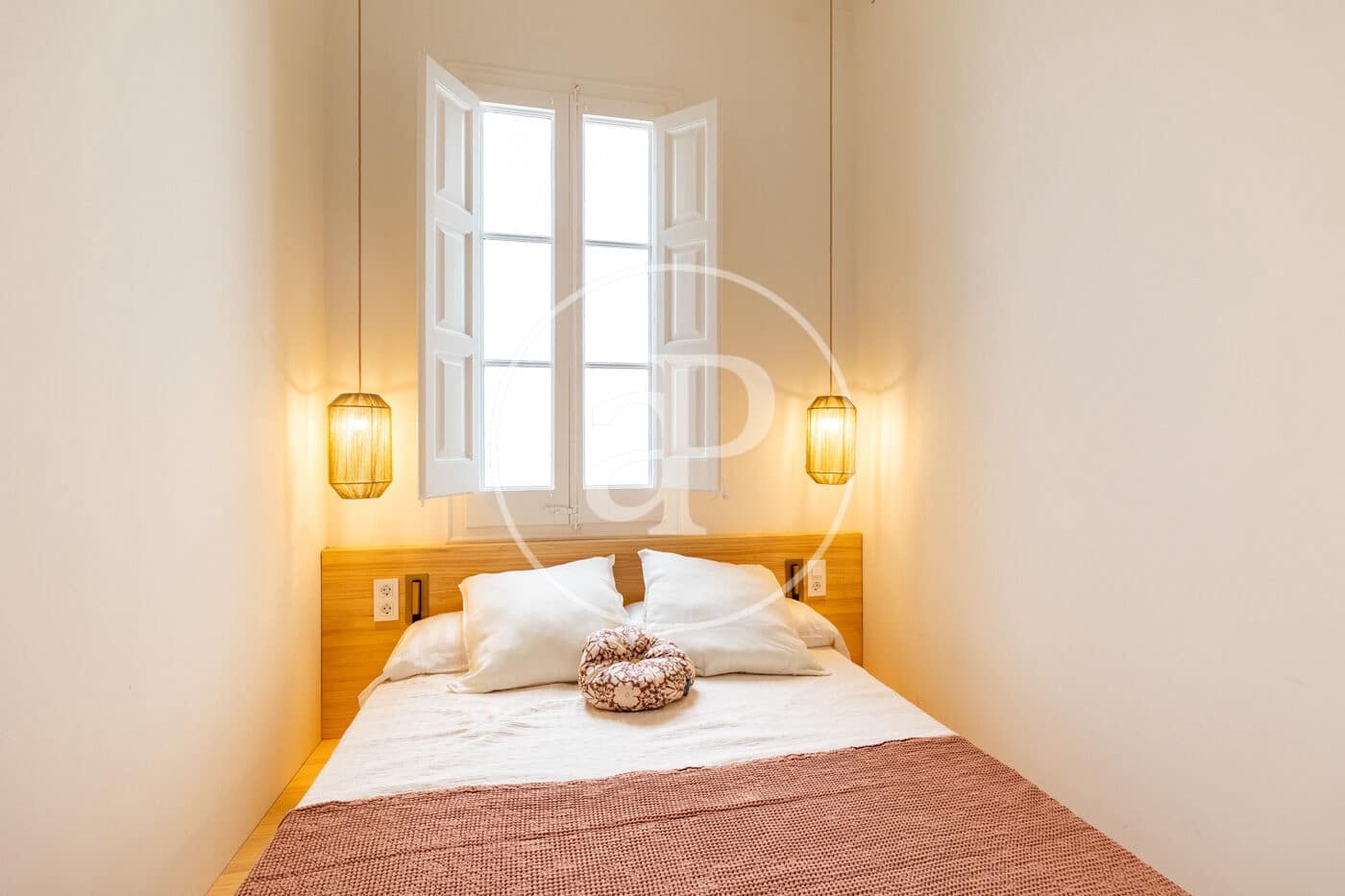4 soveværelse Lejlighed til salg i Barcelona by - € 1.770.000 (Ref: 9998810)