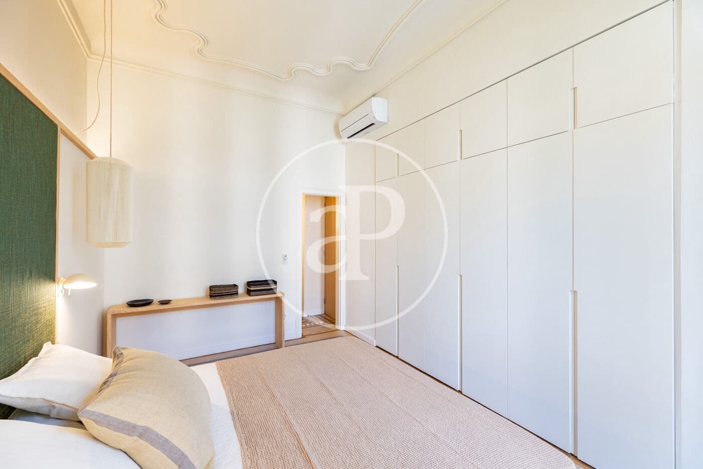 4 soveværelse Lejlighed til salg i Barcelona by - € 1.770.000 (Ref: 9998810)