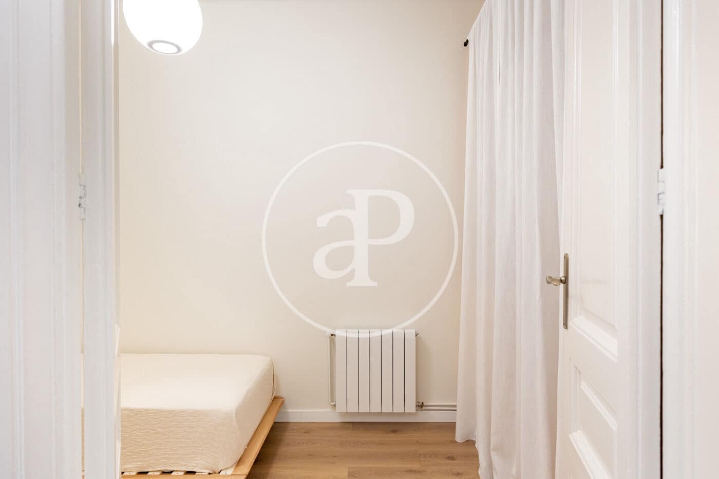 4 soveværelse Lejlighed til salg i Barcelona by - € 1.770.000 (Ref: 9998810)