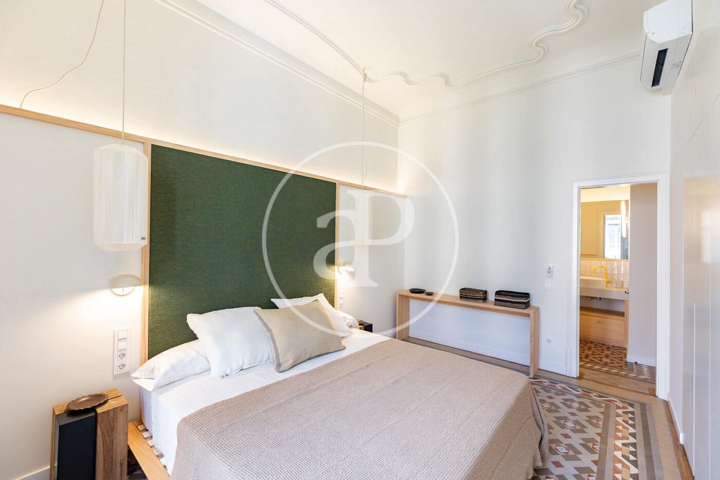 4 soveværelse Lejlighed til salg i Barcelona by - € 1.770.000 (Ref: 9998810)