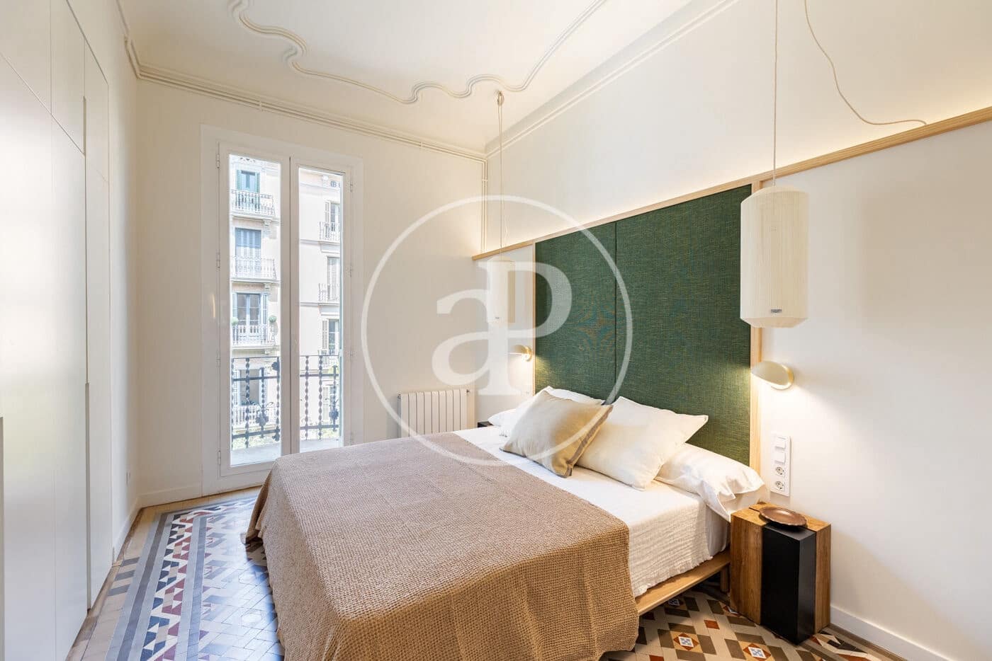 4 soveværelse Lejlighed til salg i Barcelona by - € 1.770.000 (Ref: 9998810)