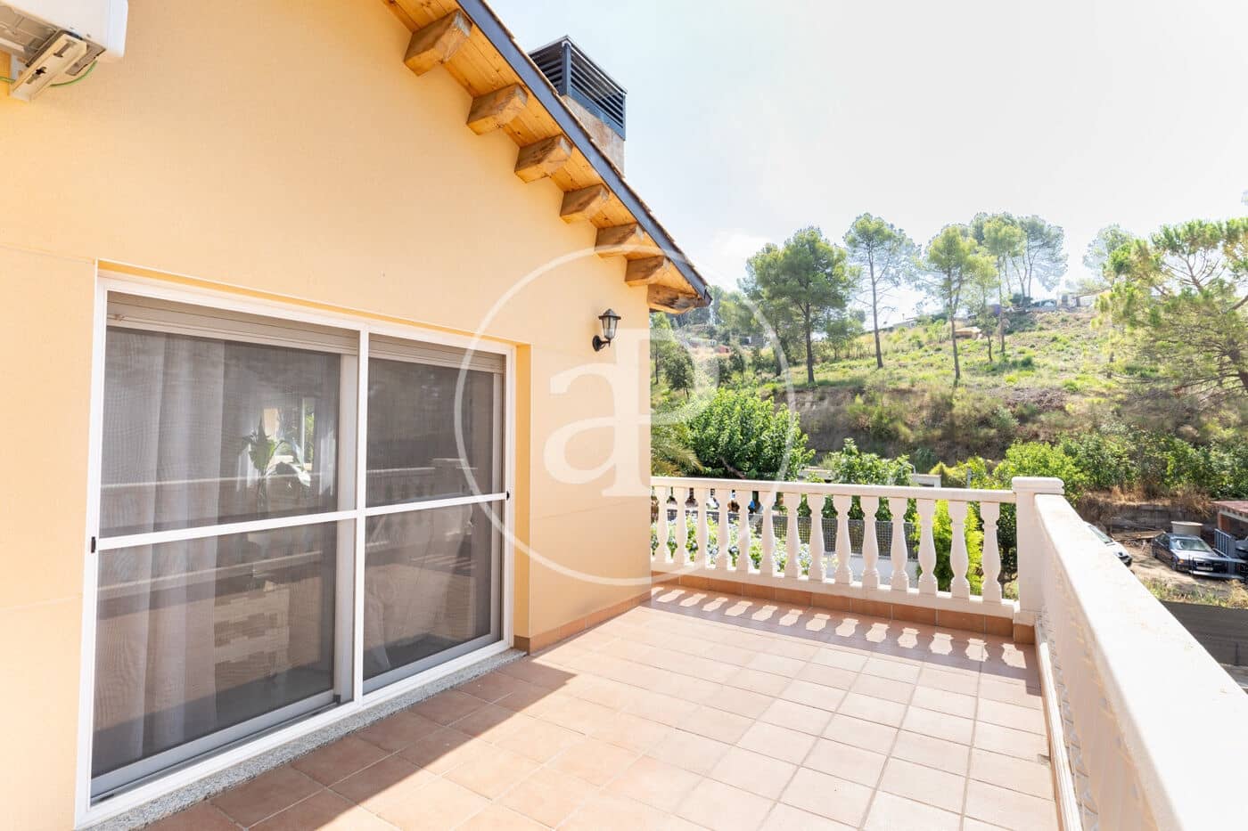 4 quarto Moradia para venda em Rubi com garagem - 598 000 € (Ref: 9999621)