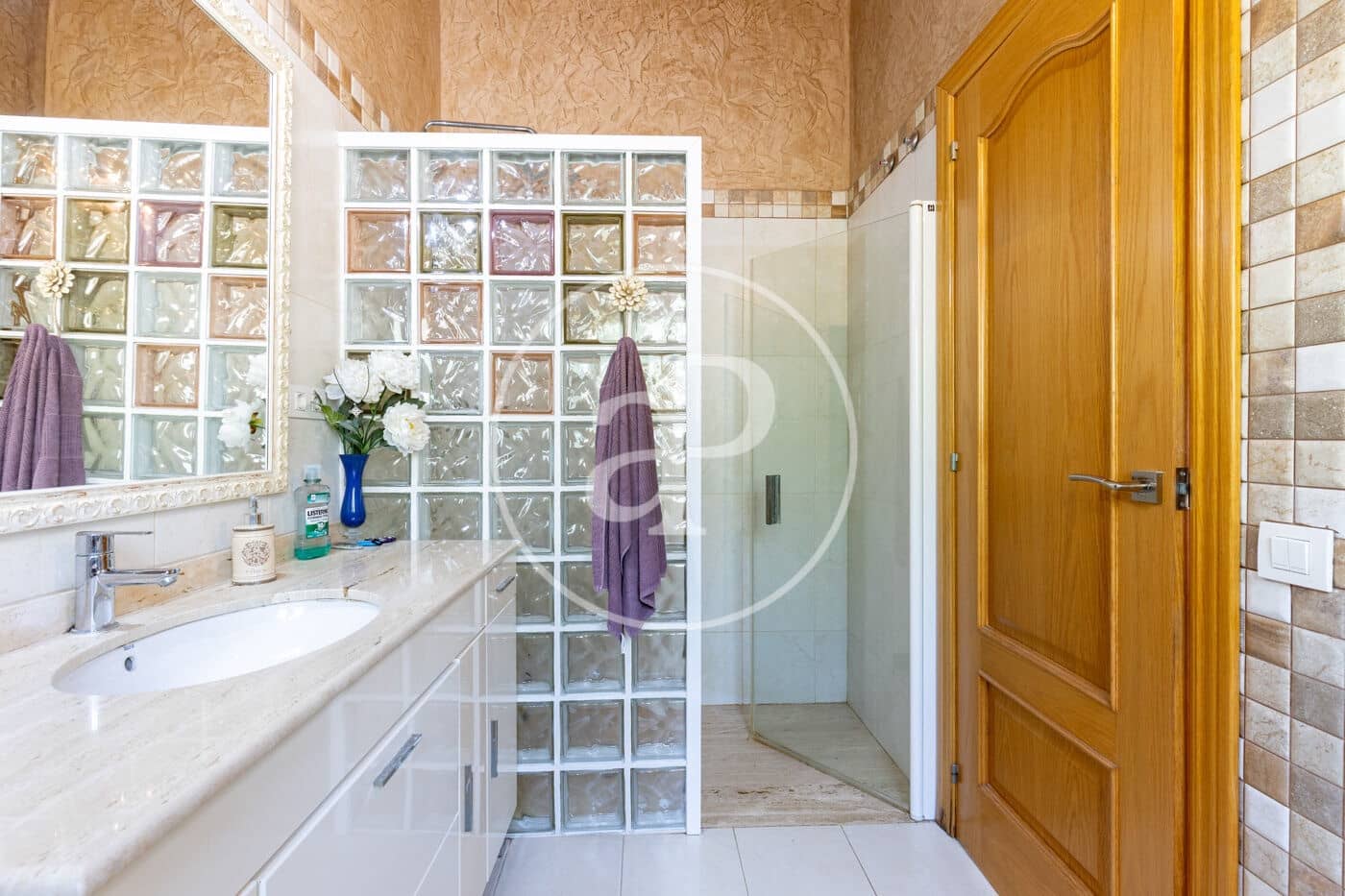 4 quarto Moradia para venda em Rubi com garagem - 598 000 € (Ref: 9999621)
