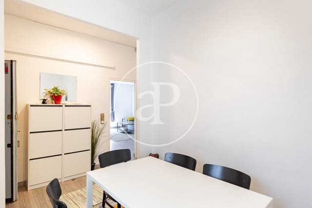 3 soverom Leilighet til salgs i El Barri Gòtic, Barcelona by - € 425 000 (Ref: 9999622)
