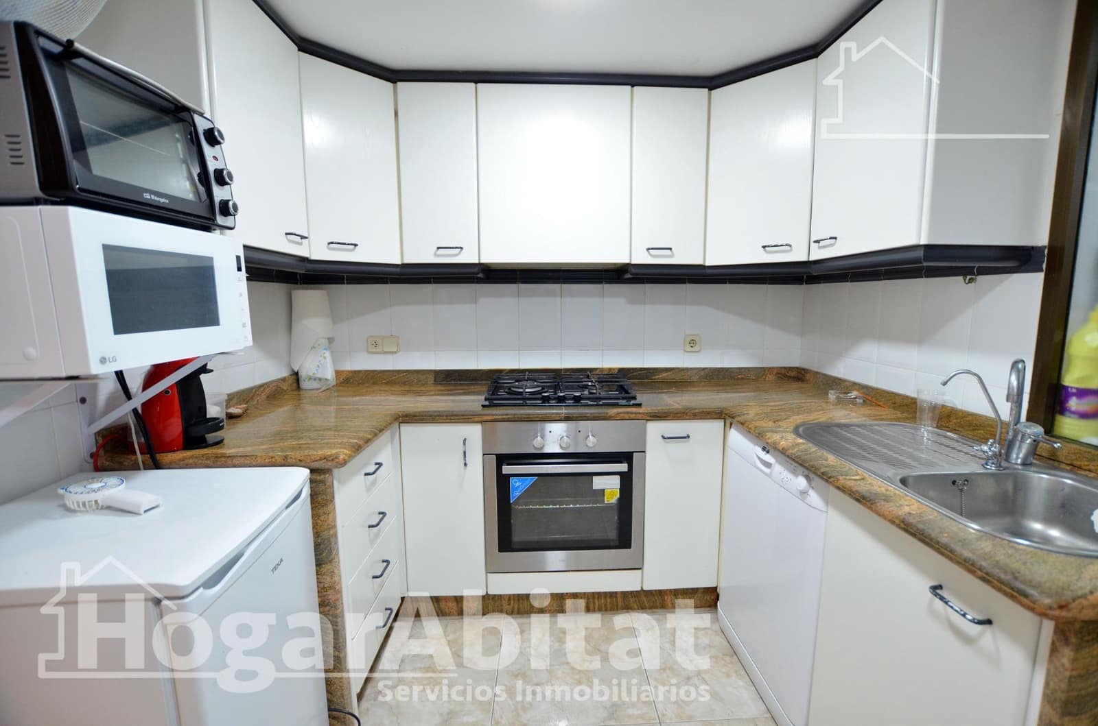 6 makuuhuone Asunto myytävänä paikassa Playa de Muchavista mukana uima-altaan 
autotalli - 625 000 € (Ref: 10003737)