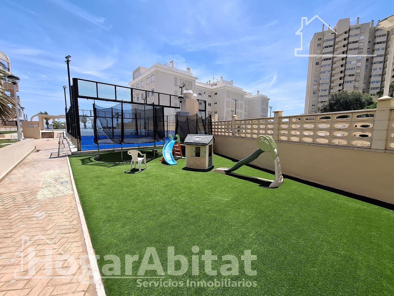 6 makuuhuone Asunto myytävänä paikassa Playa de Muchavista mukana uima-altaan 
autotalli - 625 000 € (Ref: 10003737)