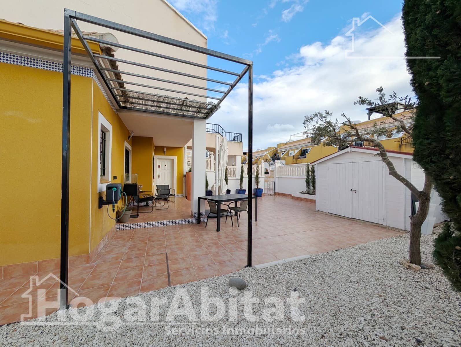 3 Zimmer Wohnung zu verkaufen in Arenales del Sol mit Pool Garage - 349.000 € (Ref: 10003743)
