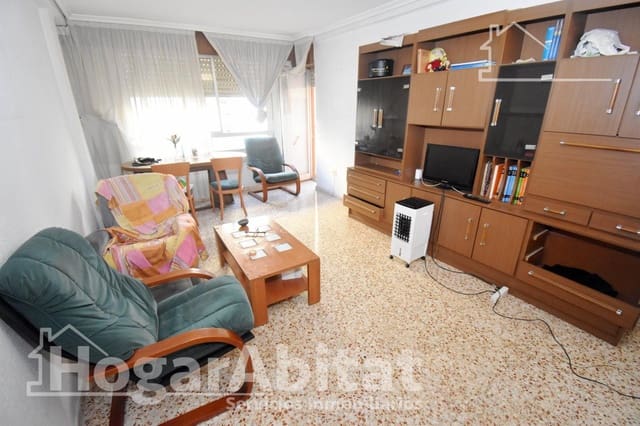 Piso de 4 habitaciones en Castelló de la Plana en venta - 139.900 € (Ref: 10003750)