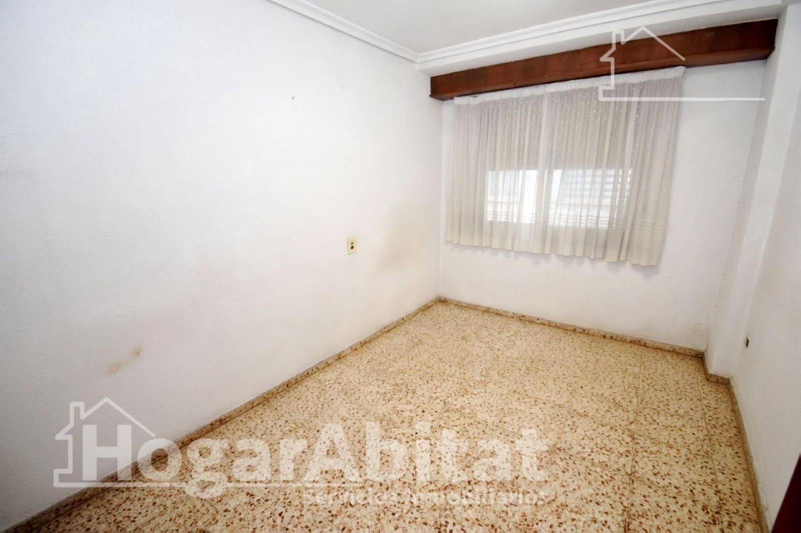 4 soveværelse Lejlighed til salg i Castello de la Plana - € 139.900 (Ref: 10003750)