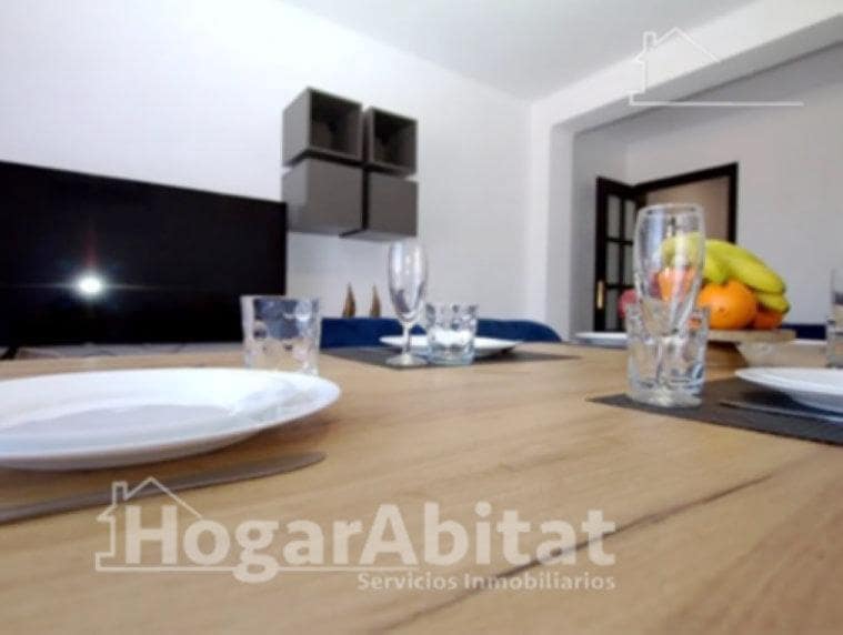 Piso de 3 habitaciones en Gandia en venta - 159.000 € (Ref: 10003751)