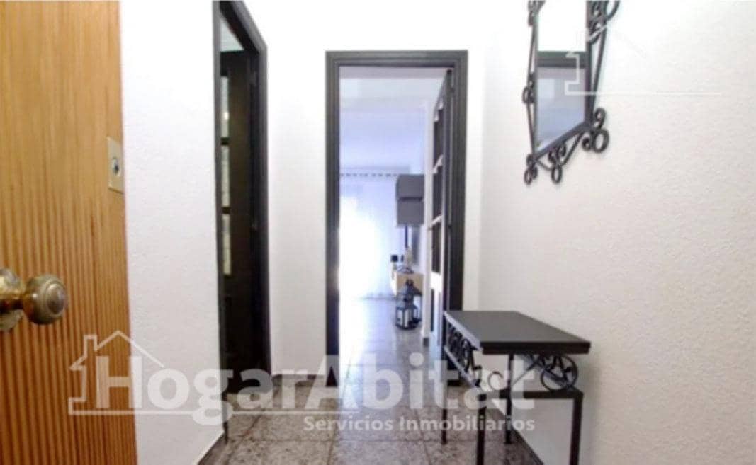 Piso de 3 habitaciones en Gandia en venta - 159.000 € (Ref: 10003751)