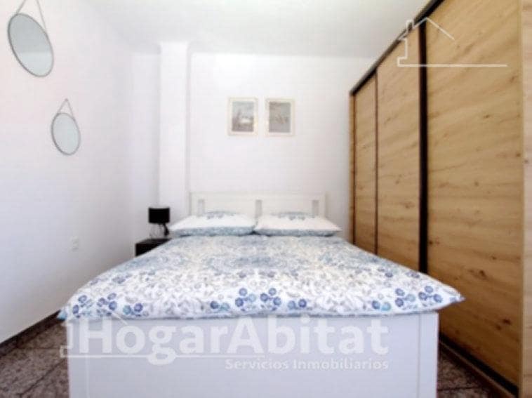 Piso de 3 habitaciones en Gandia en venta - 159.000 € (Ref: 10003751)