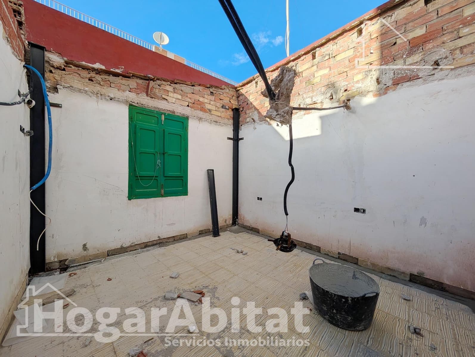 Casa de 3 habitaciones en Santa Pola en venta - 220.000 € (Ref: 10003754)