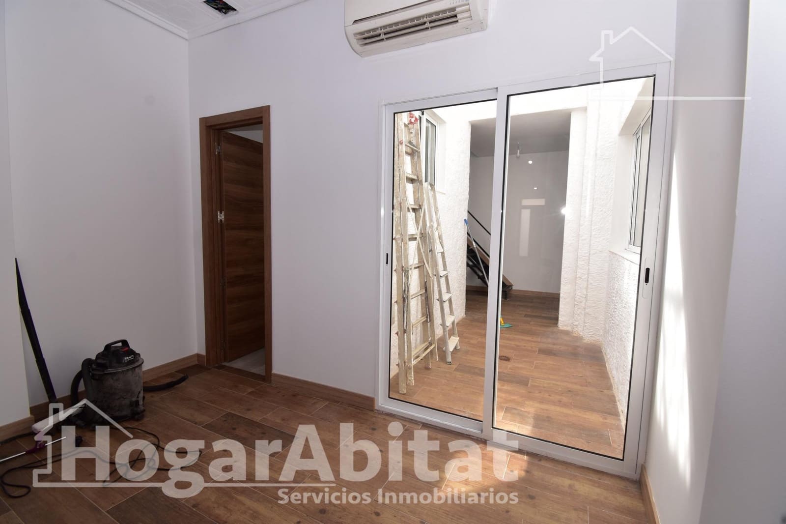 3 slaapkamer Appartement te koop in Catarroja - € 230.000 (Ref: 10003755)