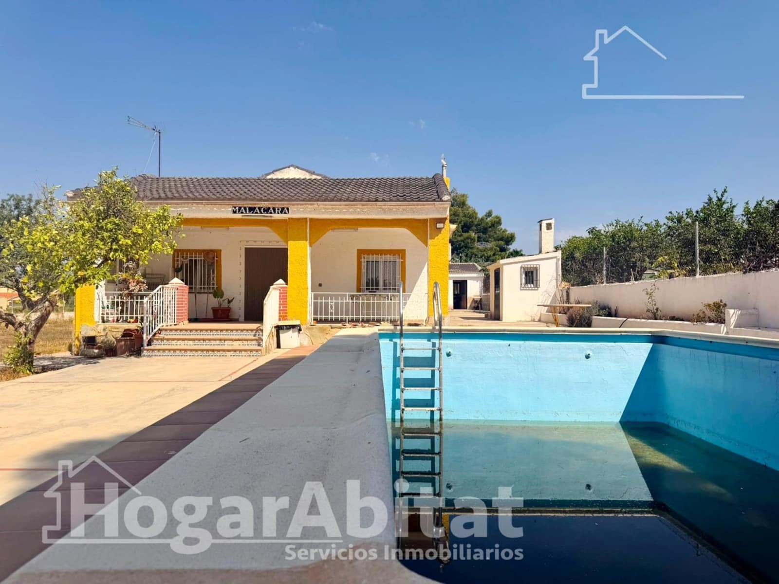4 quarto Moradia para venda em Lliria com piscina garagem - 250 000 € (Ref: 10005705)