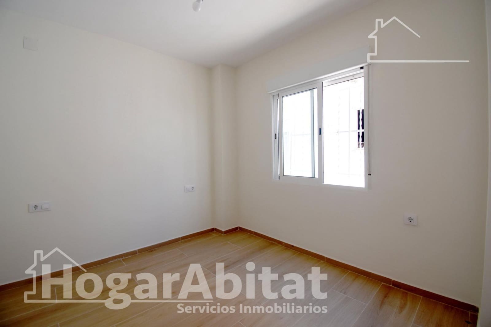 Casa de 3 habitaciones en Gandia en venta - 149.900 € (Ref: 10005710)