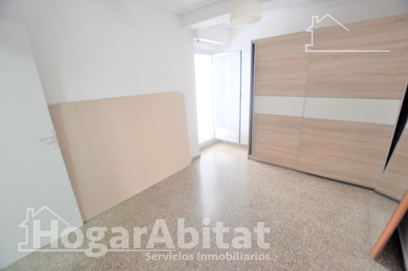 3 bedroom Flat for sale in Mislata - € 250,000 (Ref: 10009167)