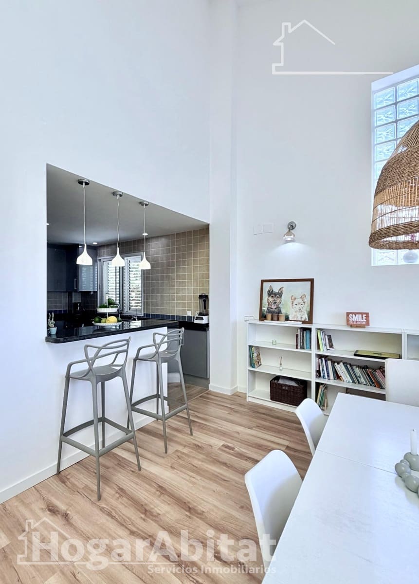 3 chambre Villa/Maison à vendre à Torrent avec piscine garage - 579 000 € (Ref: 10009169)