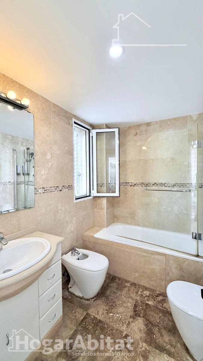 3 chambre Villa/Maison à vendre à Torrent avec piscine garage - 579 000 € (Ref: 10009169)