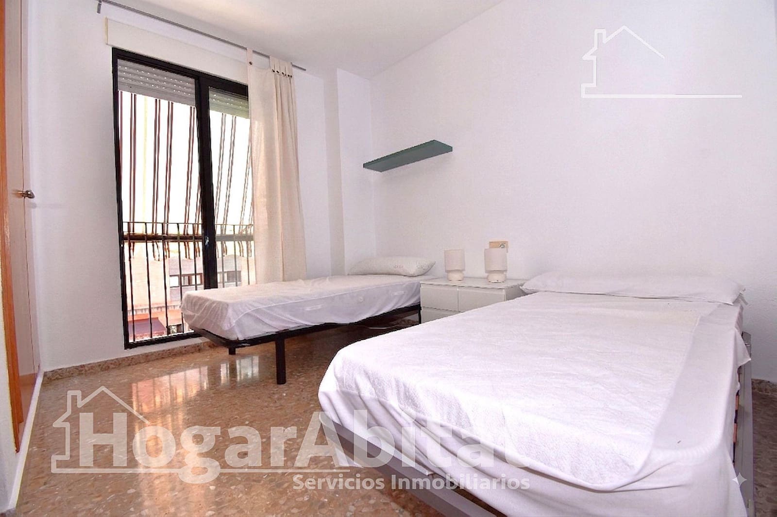 4 bedroom Flat for sale in Moncada with pool garage - € 262,000 (Ref: 10011529)