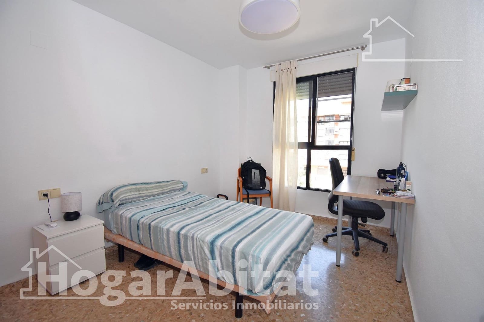 4 bedroom Flat for sale in Moncada with pool garage - € 262,000 (Ref: 10011529)