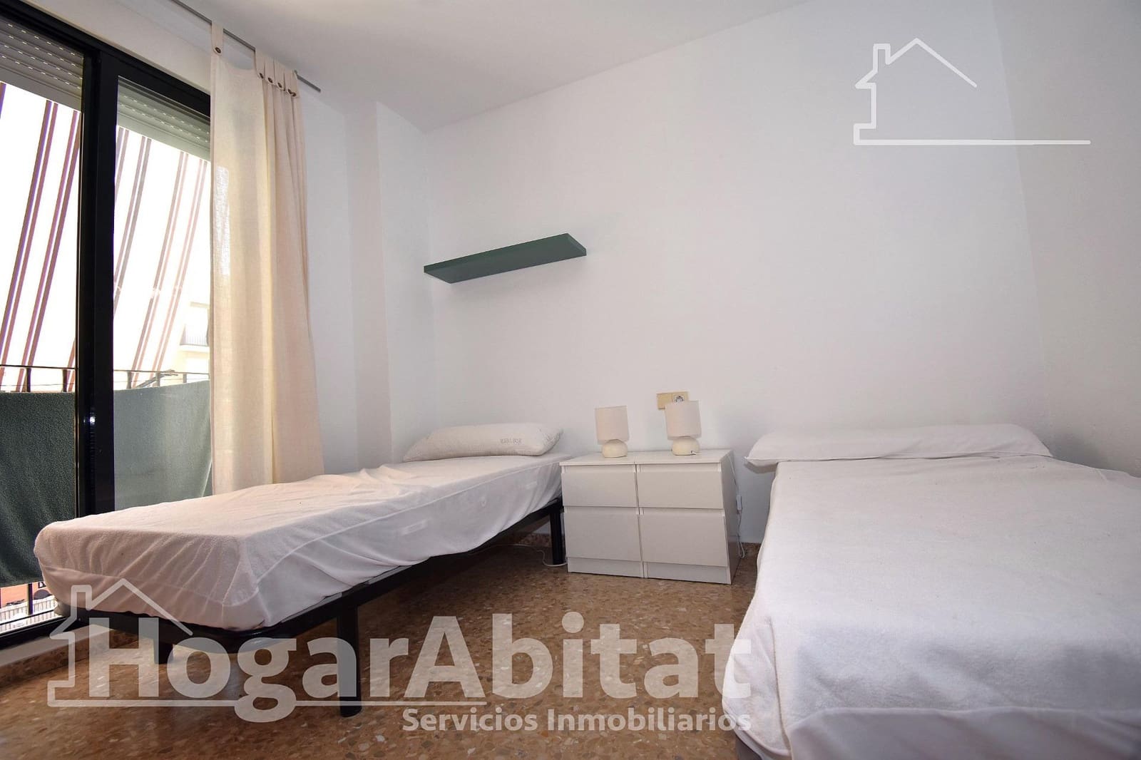 4 bedroom Flat for sale in Moncada with pool garage - € 262,000 (Ref: 10011529)