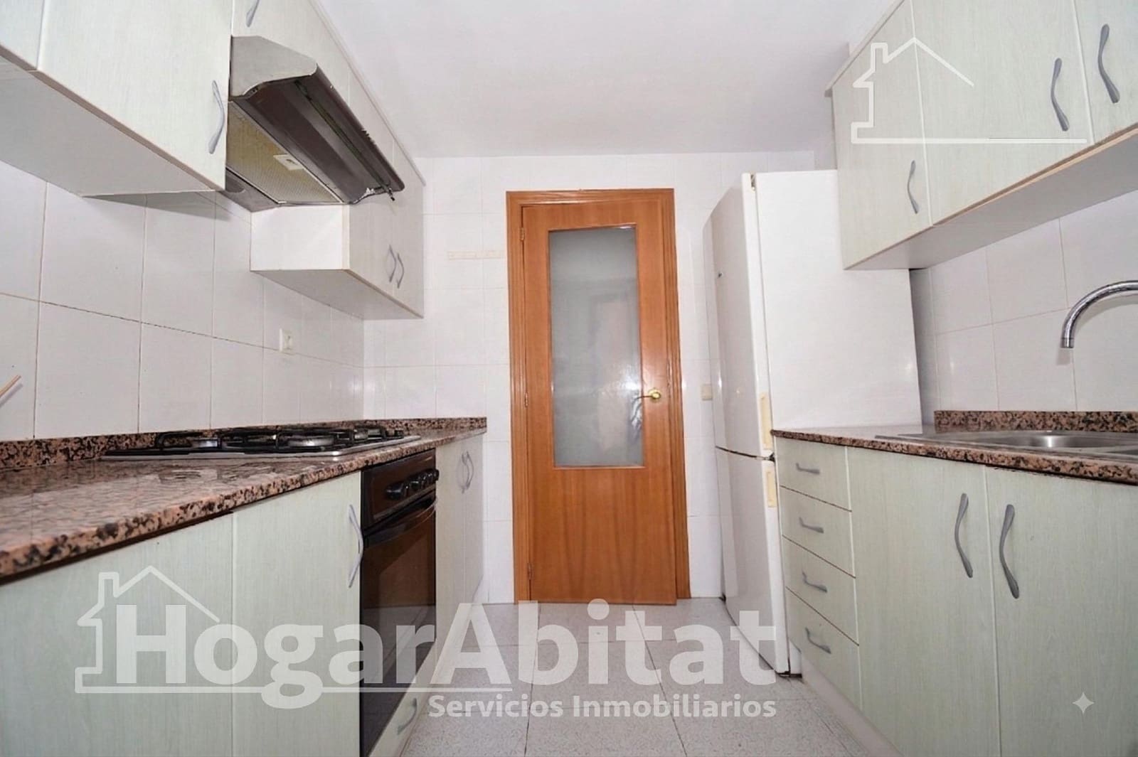 4 bedroom Flat for sale in Moncada with pool garage - € 262,000 (Ref: 10011529)