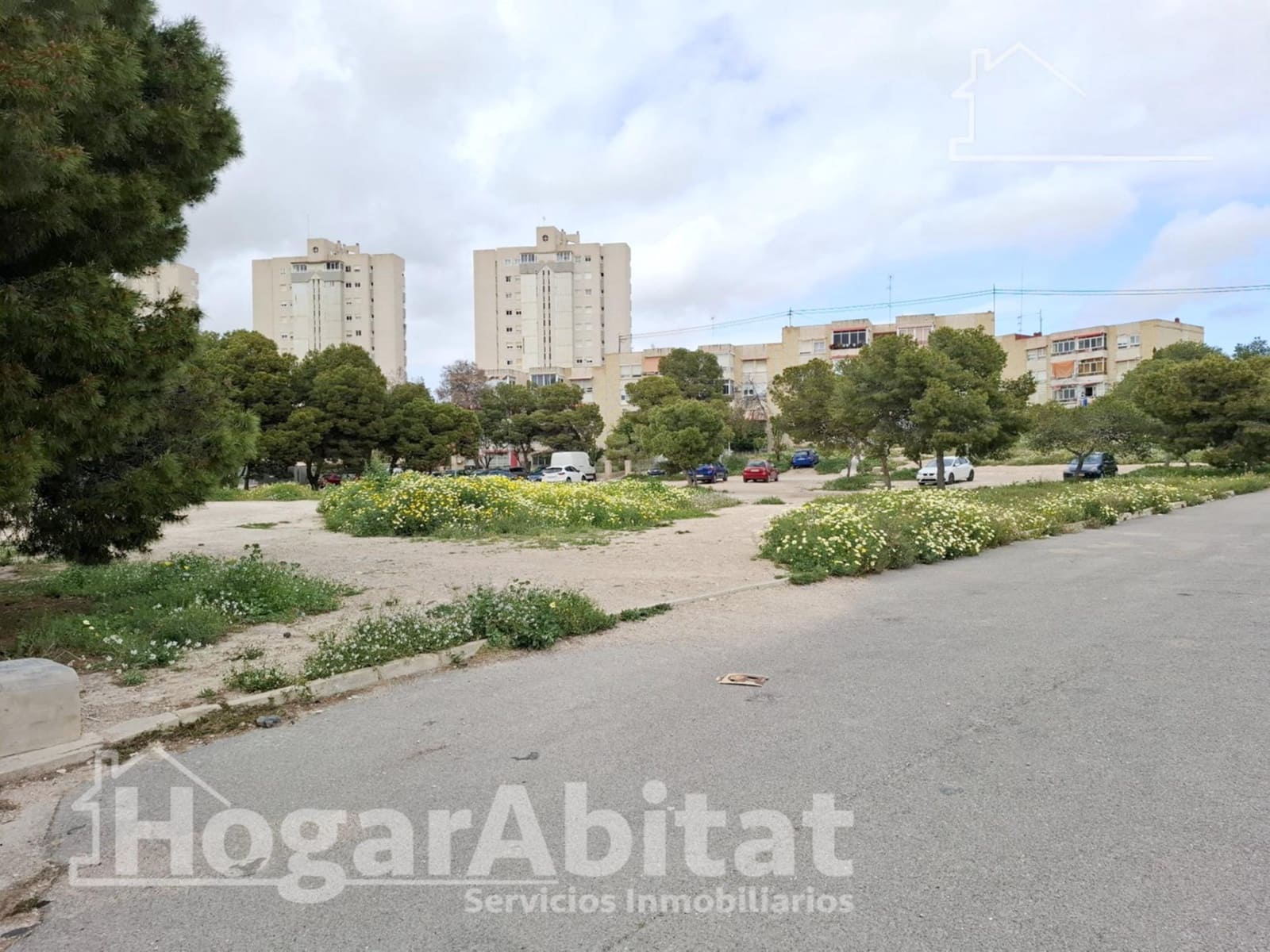 3 soveværelse Lejlighed til salg i Alicante by med garage - € 145.000 (Ref: 10011531)