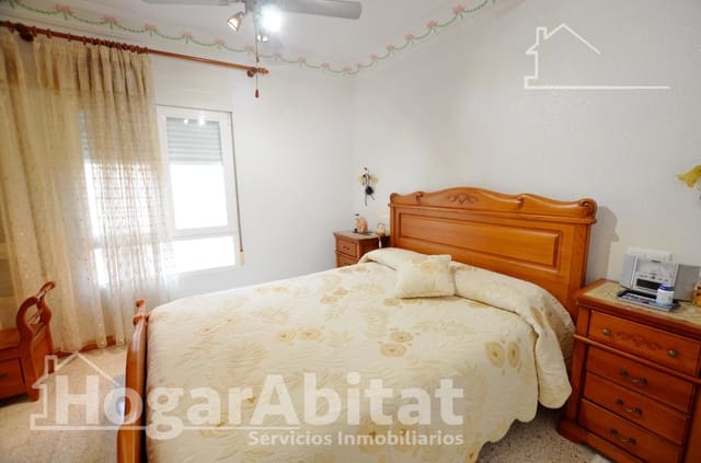 3 soveværelse Lejlighed til salg i Juan XXIII, Alicante by med garage - € 145.000 (Ref: 10011531)