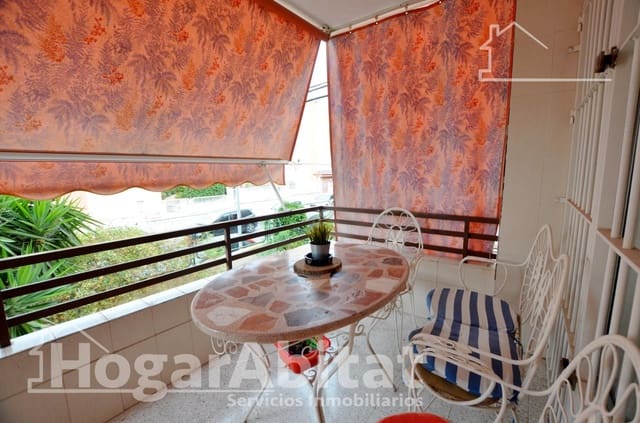 3 soveværelse Lejlighed til salg i Juan XXIII, Alicante by med garage - € 145.000 (Ref: 10011531)