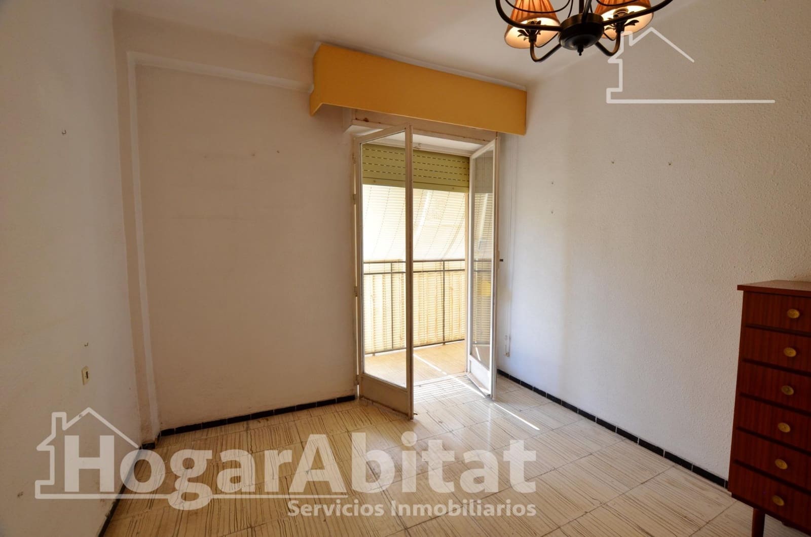 Piso de 3 habitaciones en Alicante / Alacant ciudad en venta - 129.000 € (Ref: 10013409)