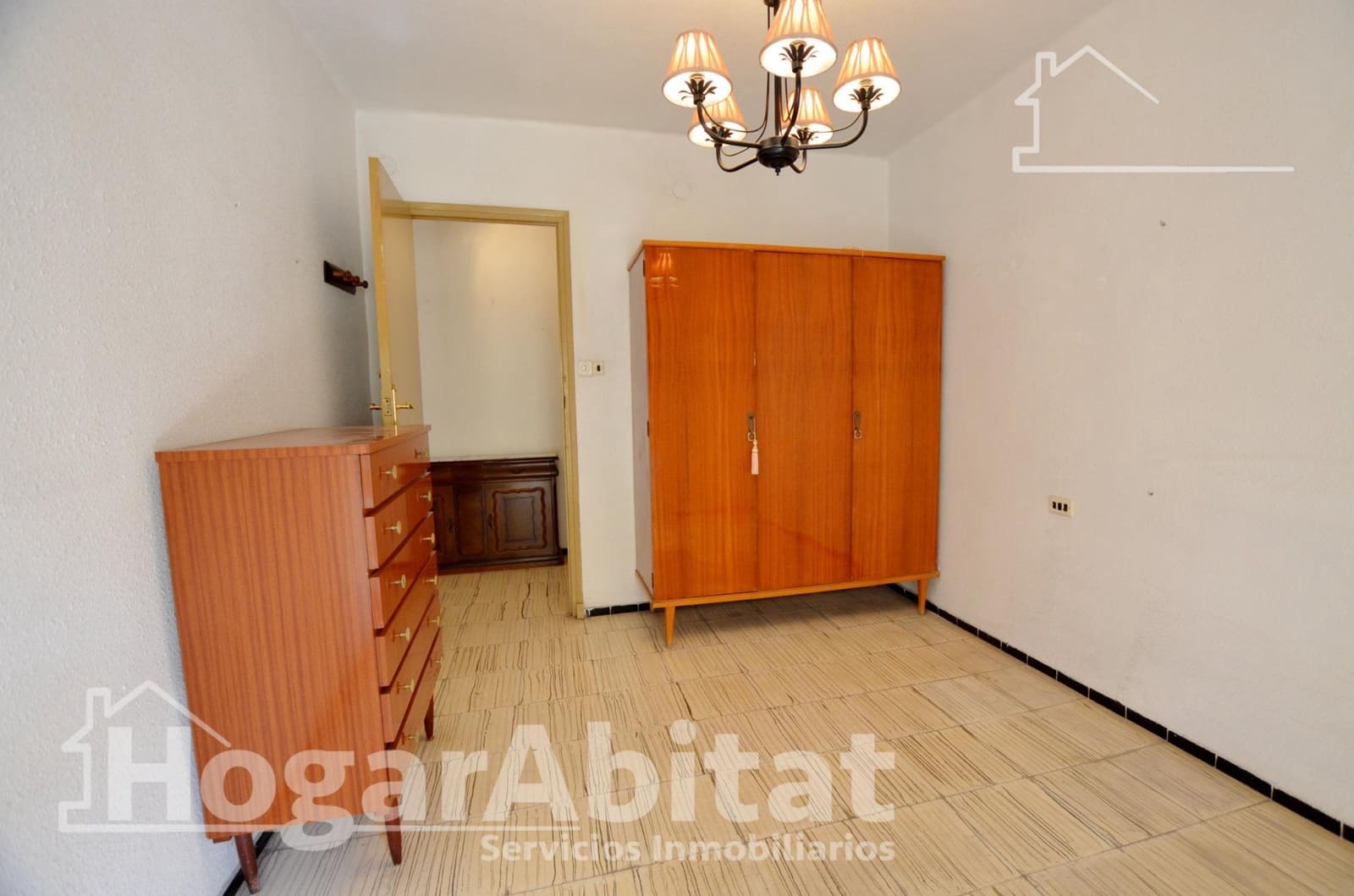 Piso de 3 habitaciones en Alicante / Alacant ciudad en venta - 129.000 € (Ref: 10013409)