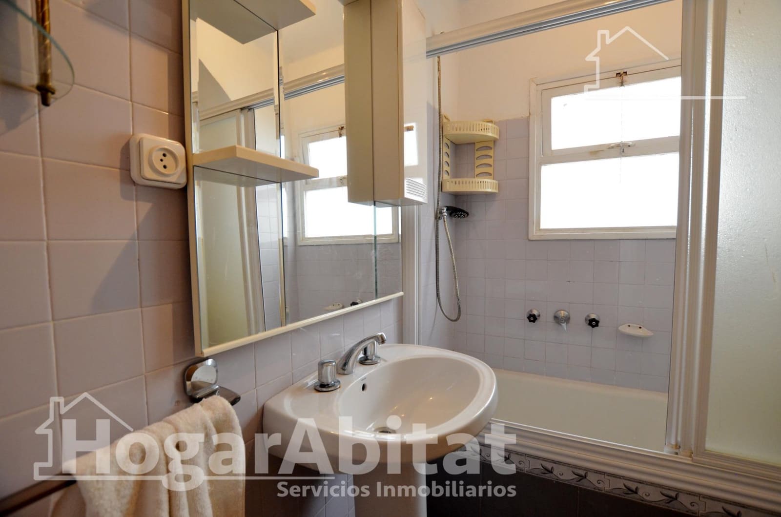 Piso de 3 habitaciones en Alicante / Alacant ciudad en venta - 129.000 € (Ref: 10013409)